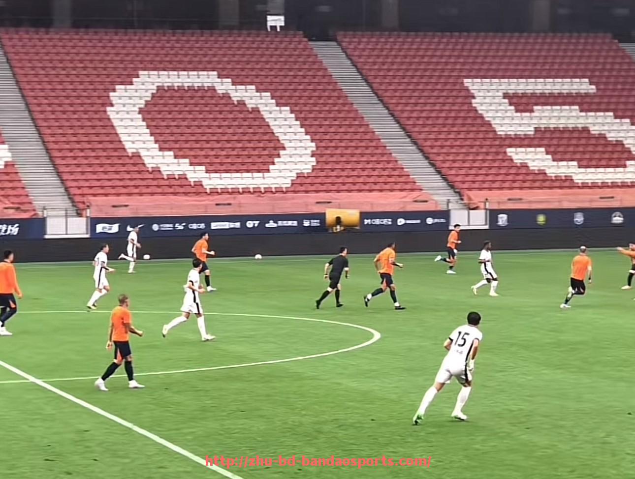 半岛体育-世俱杯历史助攻王是谁以及其创造纪录的比赛瞬间